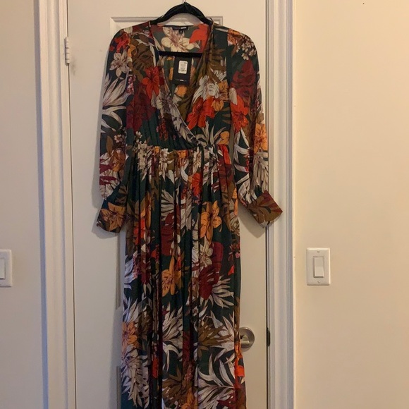NWT floral print maxi dress - Picture 1 of 5